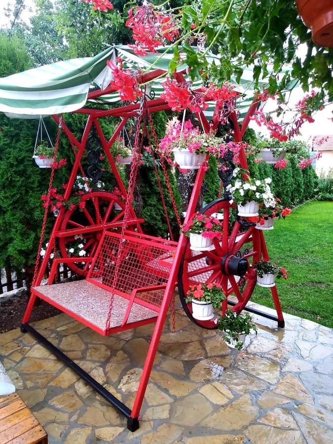 Vacation Vila Mali Raj Holiday home *